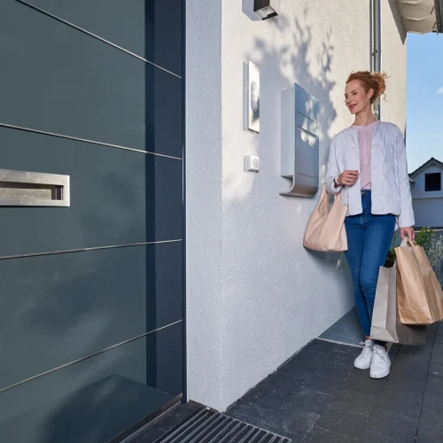 Haust_r_Eingang_Chipausweis-Leser