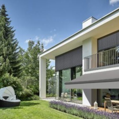 Einfamilienhaus B1 mit Einliegerbüro in Bruchsal; Bauherr: privat; Architekt: Dettling Architekten, D-76229 Karlsruhe, www.dettling-architekten.de; Fertigstellung: 2015